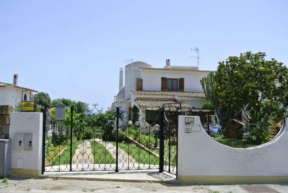 Villa Nicanda- 100 Mt Dal Mare- Giardino Porto Columbu - Perd'E Sali Extérieur photo